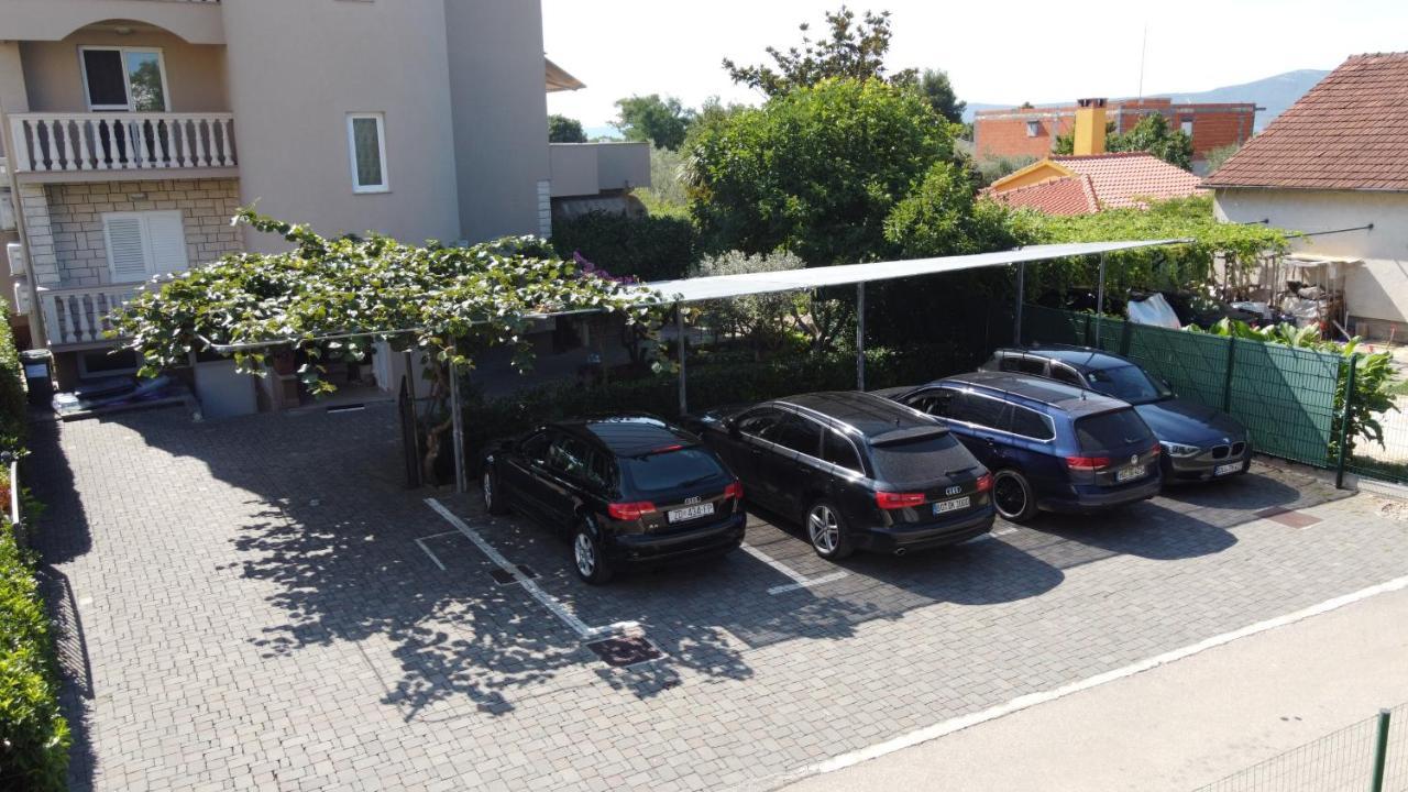 Apartmani Villa Elvira Sukosan Exterior photo
